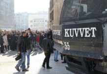 DANIŞTAY’DAN KRİTİK İPTAL: TOPLANTI VE GÖSTERİ YÜRÜYÜŞLERİYLE İLGİLİ KARAR (cumhuriyet.com.tr)